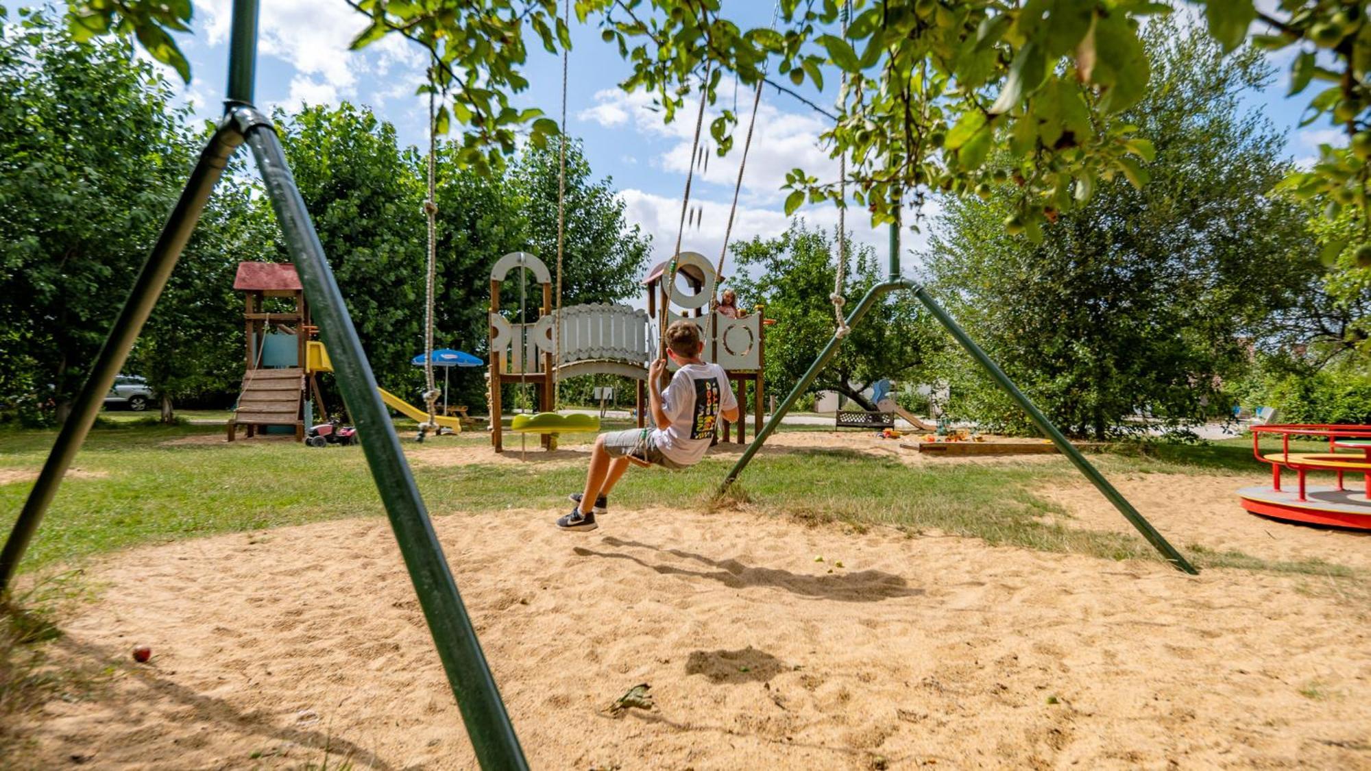 Camping Valloire-Sur-Cisse Seillac Экстерьер фото
